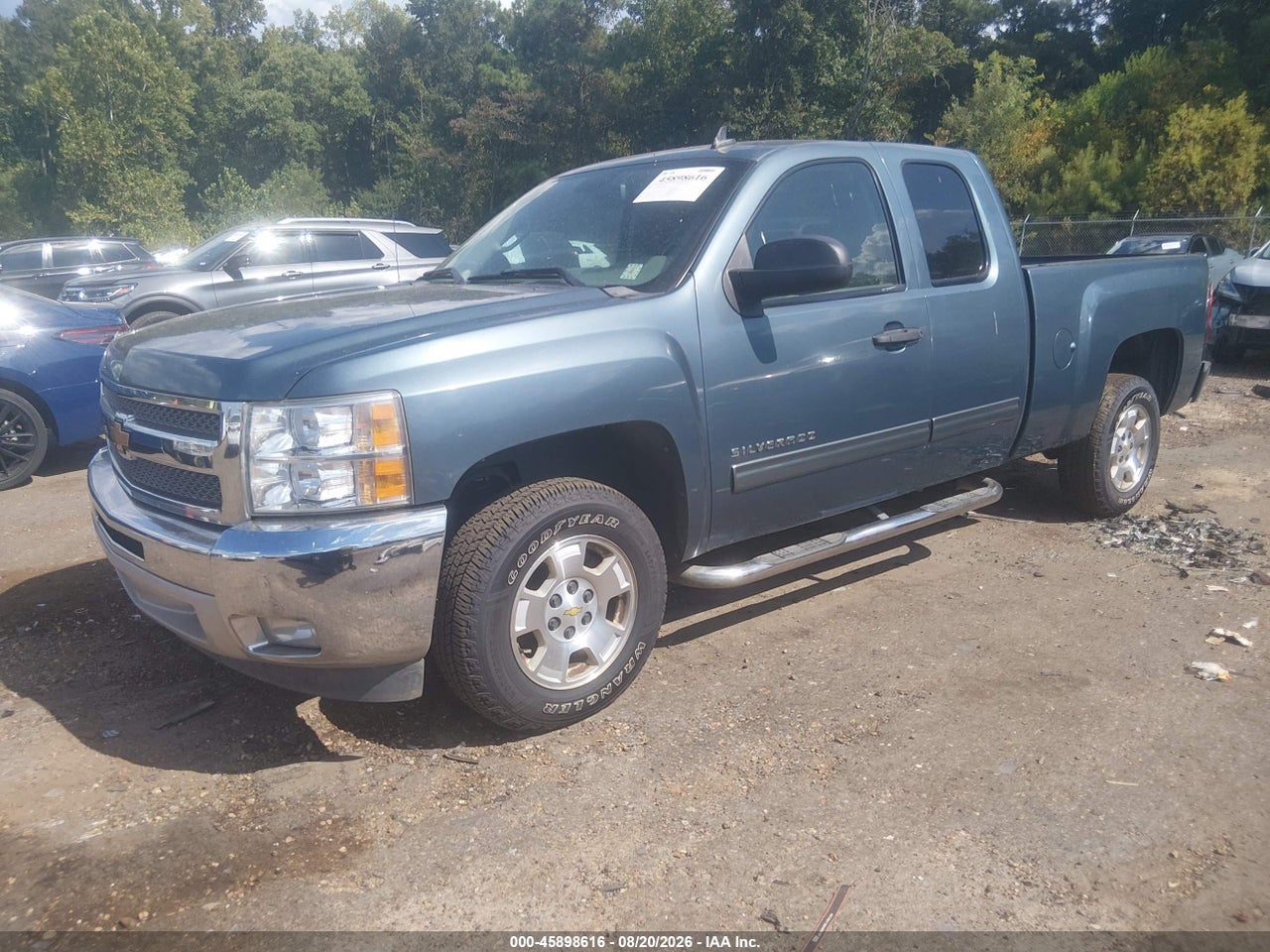 2012 CHEVROLET SILVERADO 1500 LT · 2/11