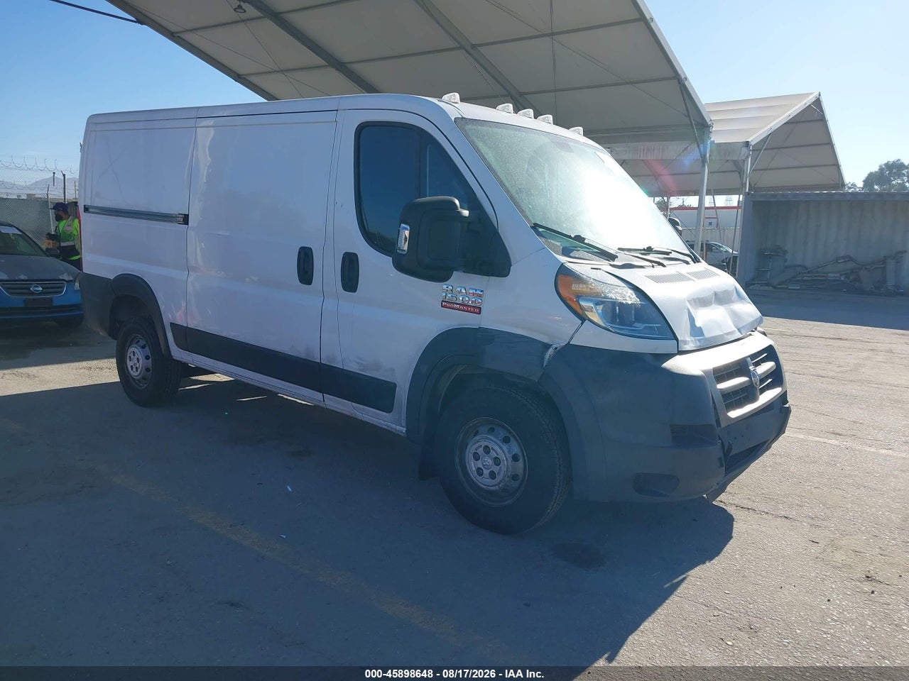 3C6TRVAG9JE****** · 2018 RAM PROMASTER 1500 LOW ROOF 136 WB