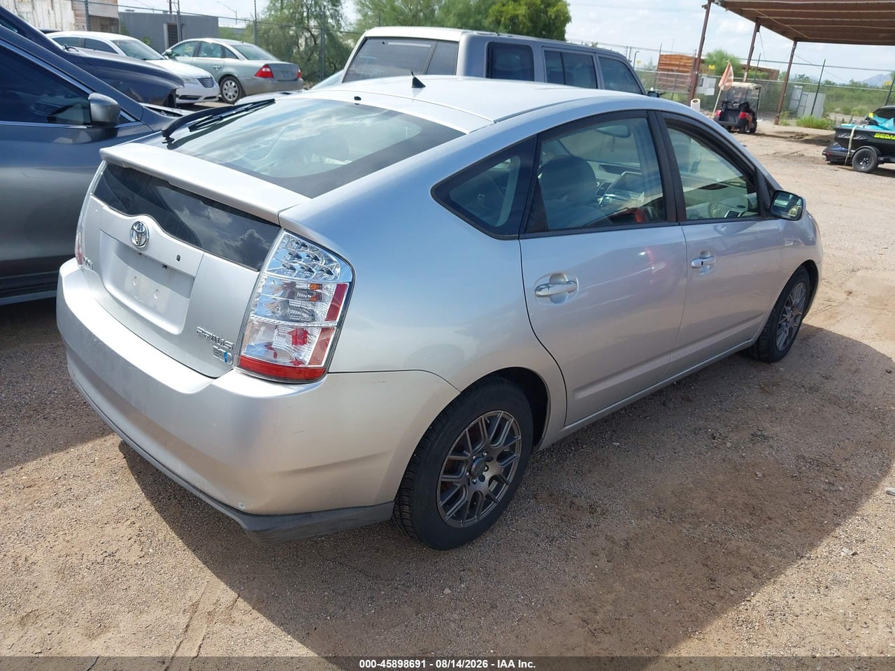 2008 TOYOTA PRIUS · 4/11