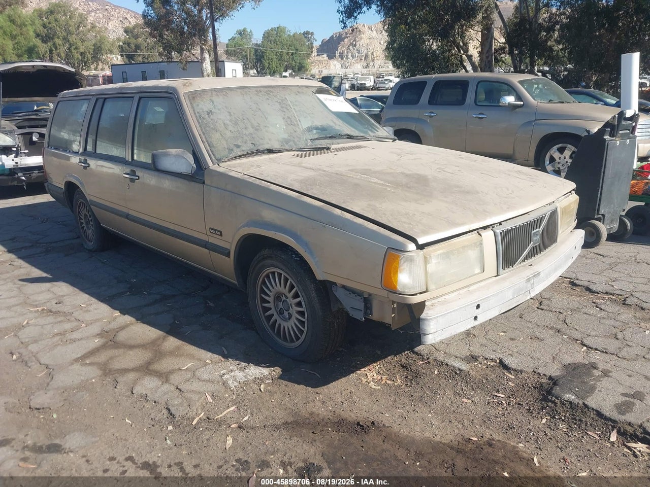 1993 VOLVO 940