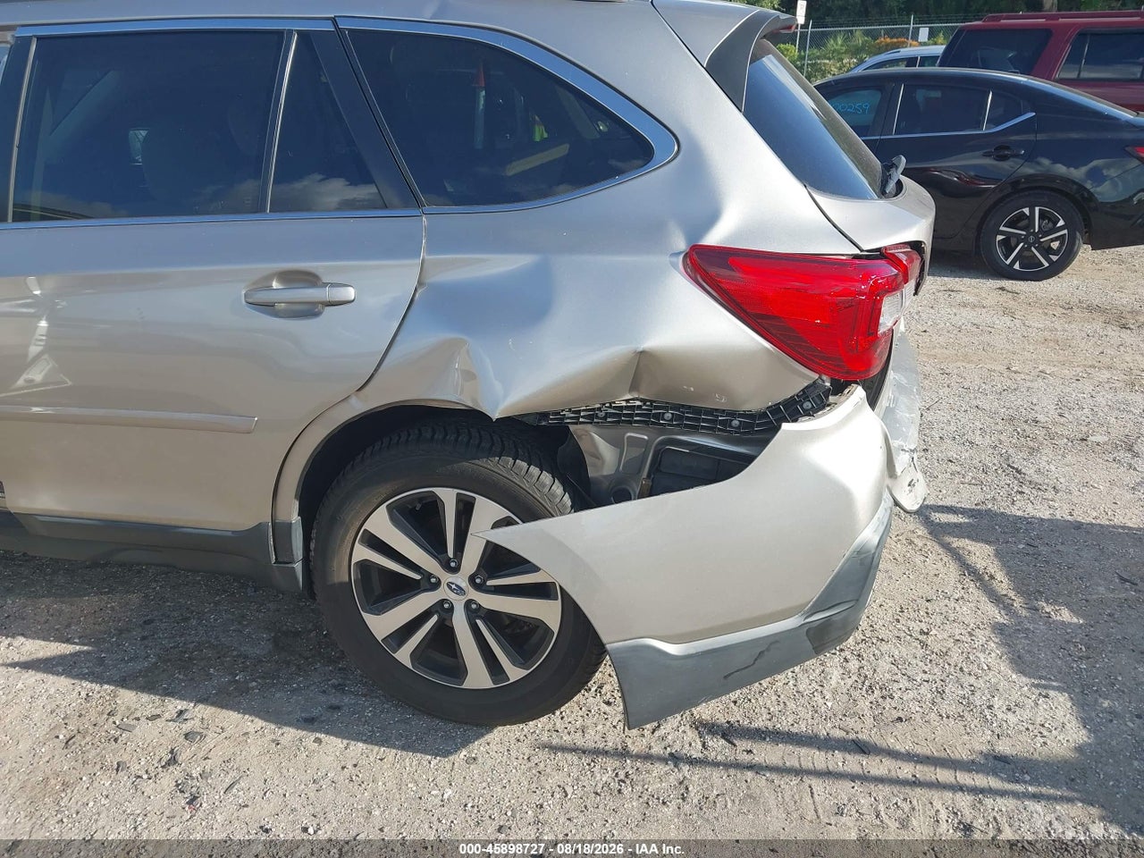 2019 SUBARU OUTBACK 2.5I LIMITED · 6/11