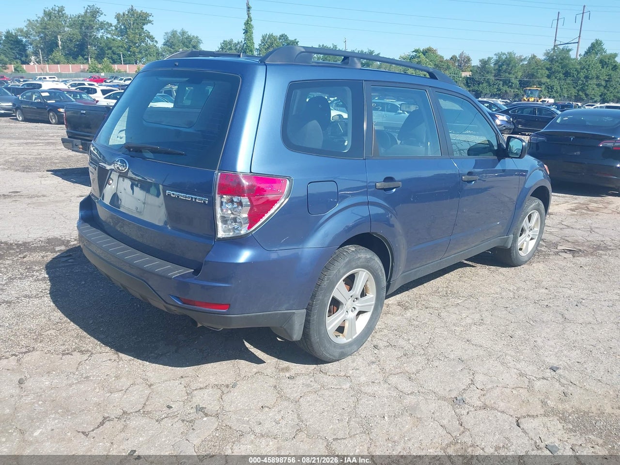 2011 SUBARU FORESTER 2.5X · 4/11