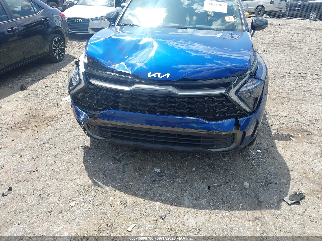 2023 KIA SPORTAGE X-LINE · 6/11