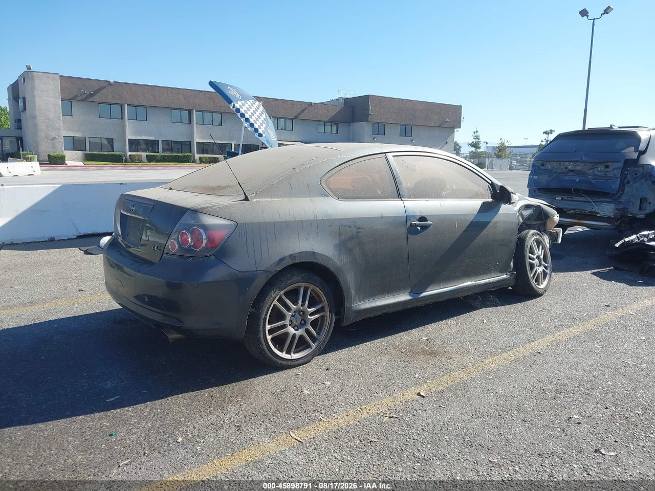 2010 SCION TC   · 4/11