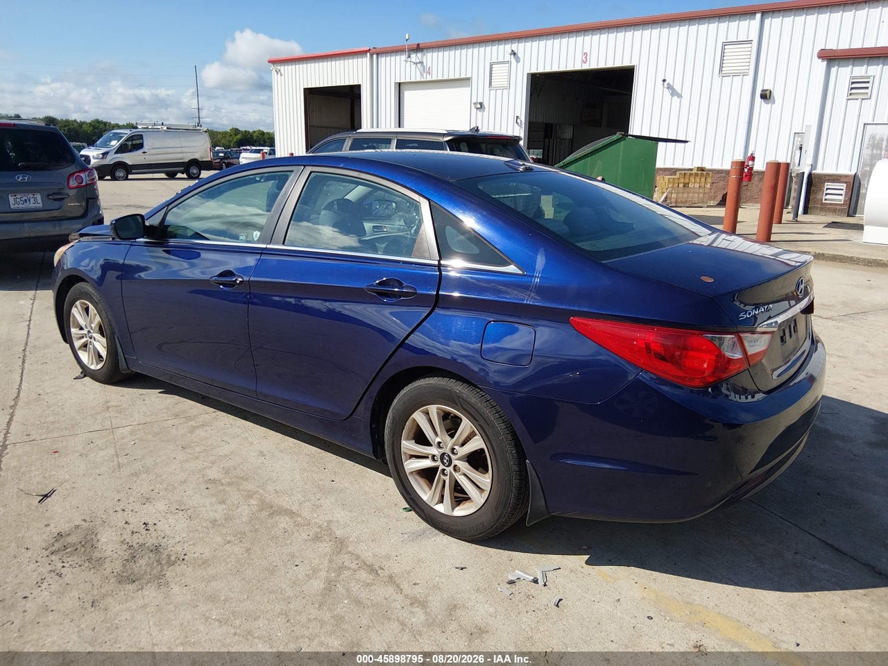 2013 HYUNDAI SONATA GLS · 3/11