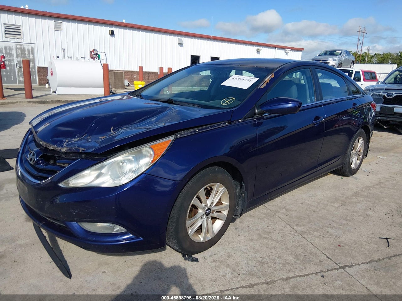 2013 HYUNDAI SONATA GLS · 2/11