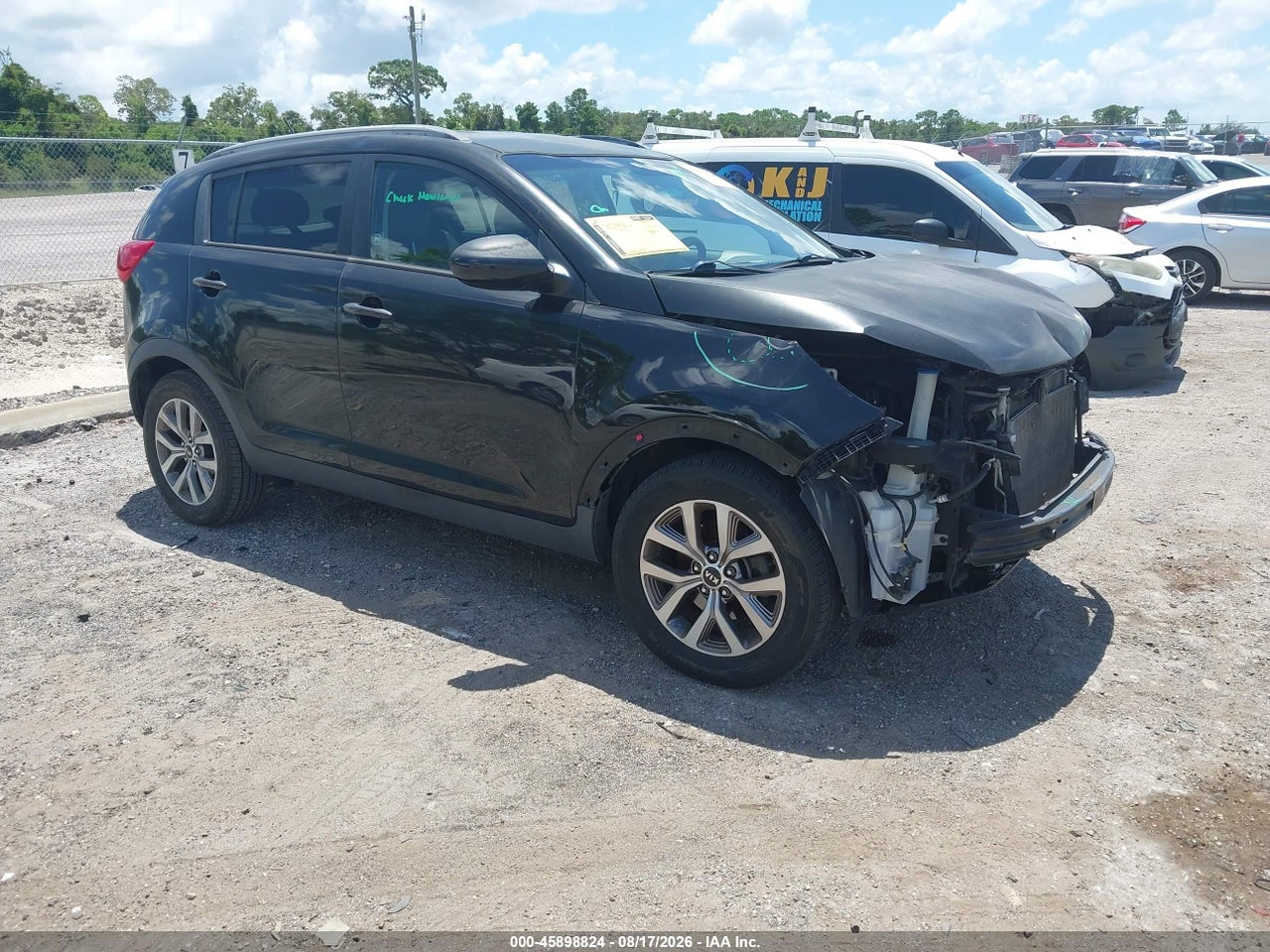 KNDPB3AC9G7****** · 2016 KIA SPORTAGE LX