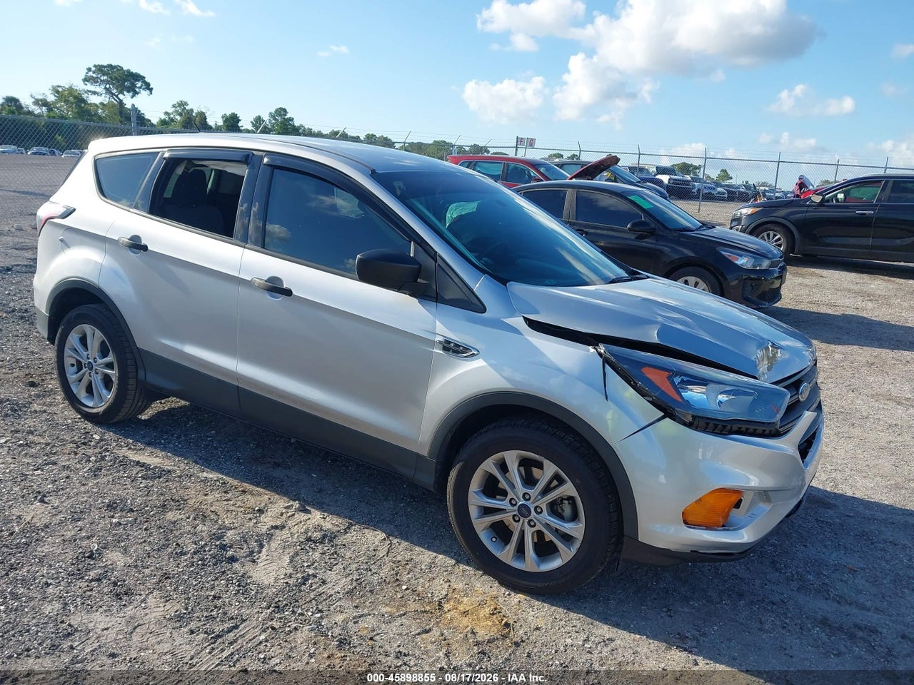 1FMCU0F73HU****** · 2017 FORD ESCAPE S