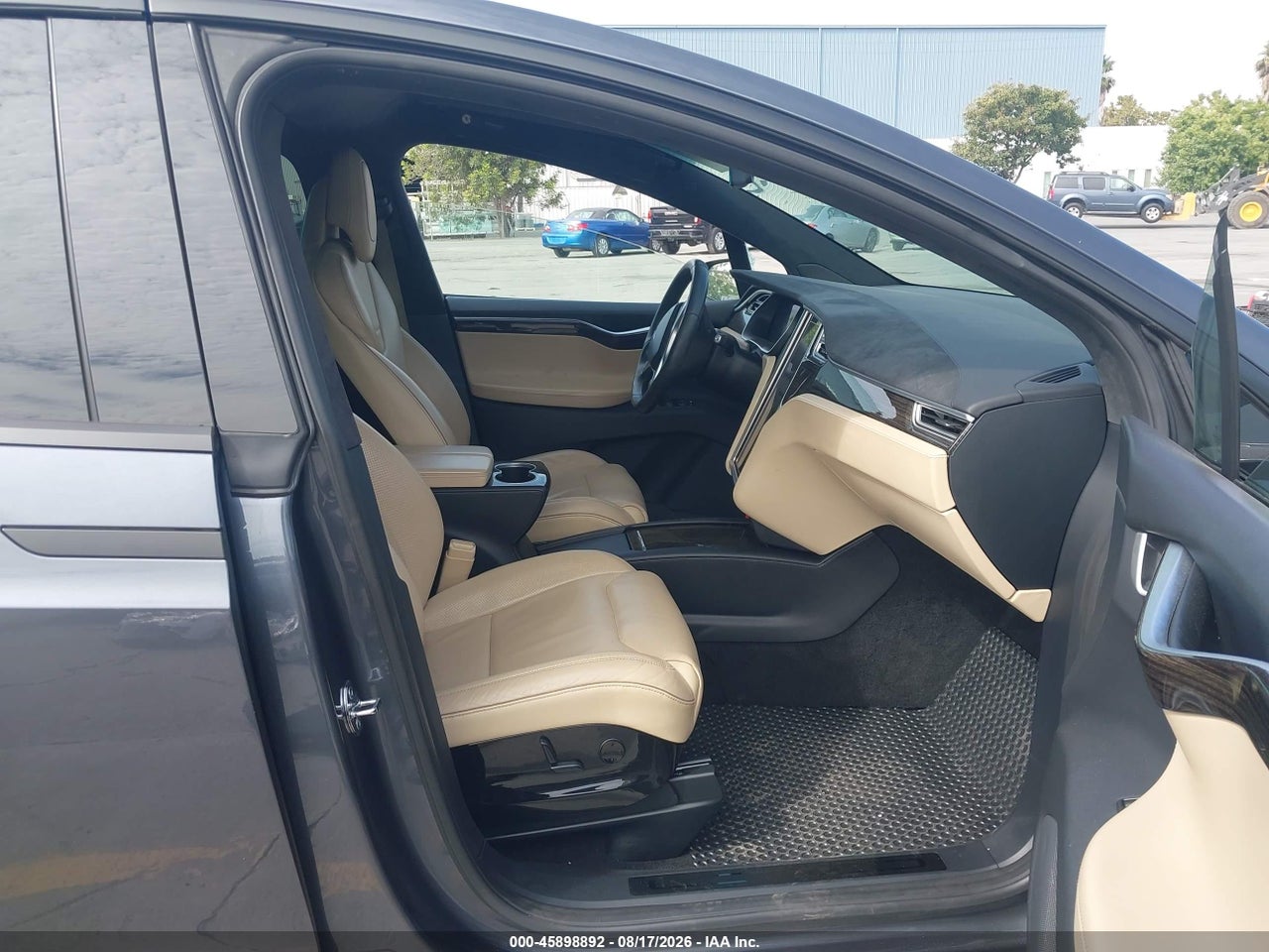 2016 TESLA MODEL X 60D/70D/75D/90D/P100D · 5/11