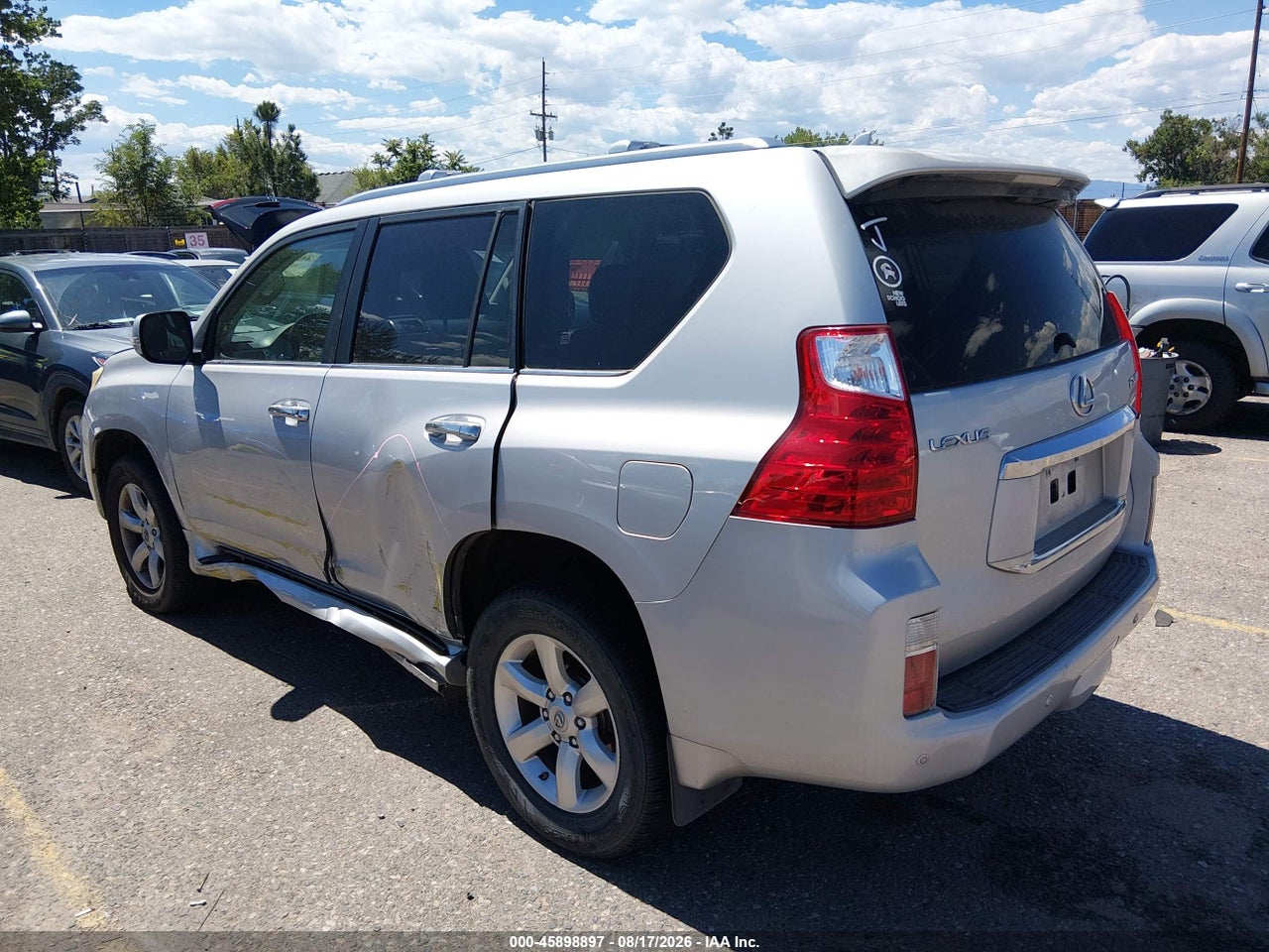 2010 LEXUS GX 460 · 3/11