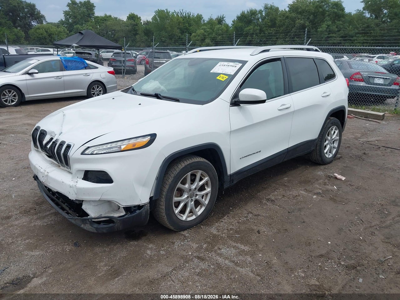 2016 JEEP CHEROKEE LATITUDE · 2/11