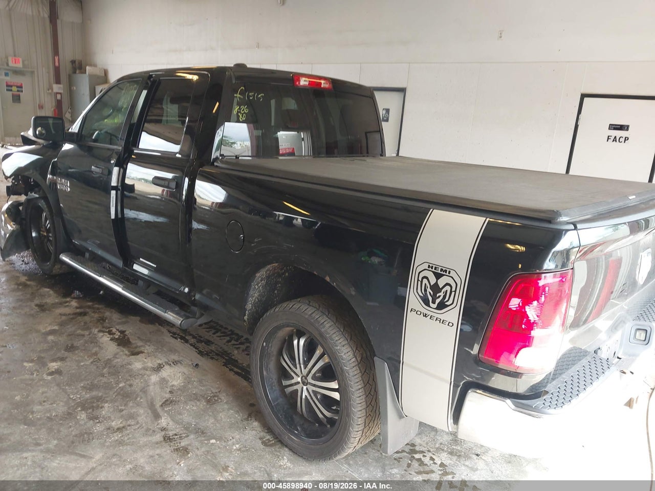 2015 RAM 1500 ST · 3/11