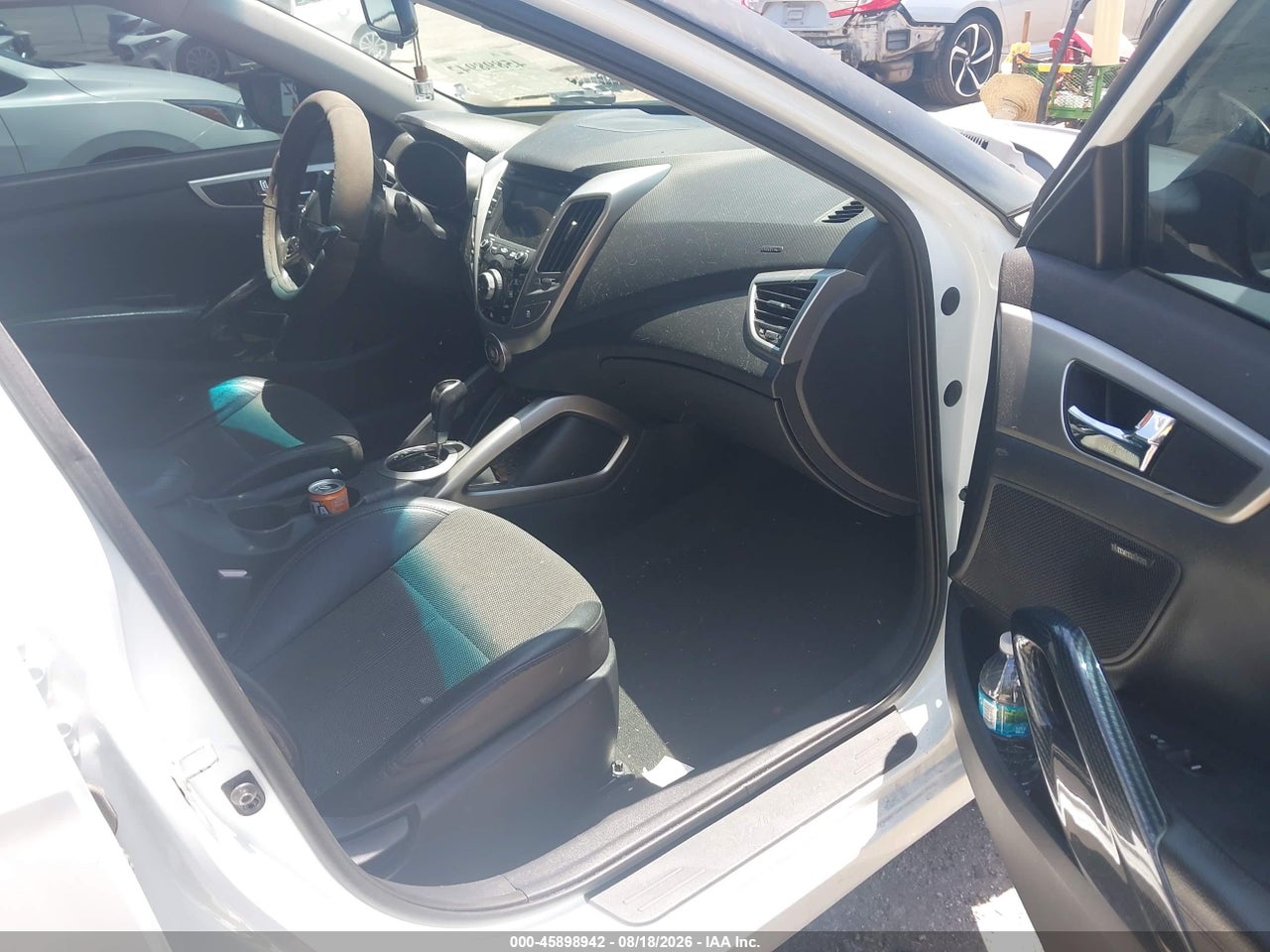 2013 HYUNDAI VELOSTER BASE W/BLACK · 5/11