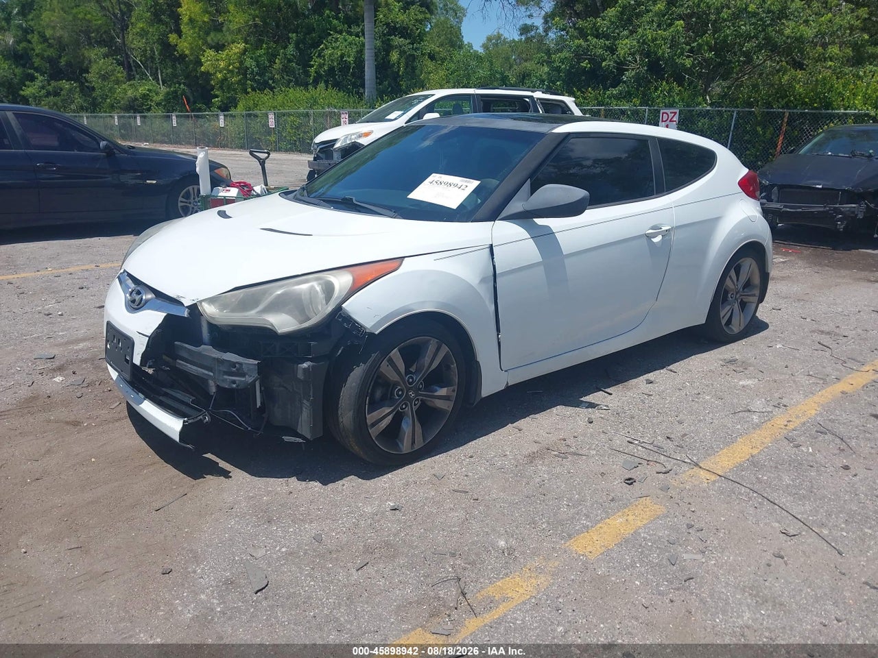 2013 HYUNDAI VELOSTER BASE W/BLACK · 2/11