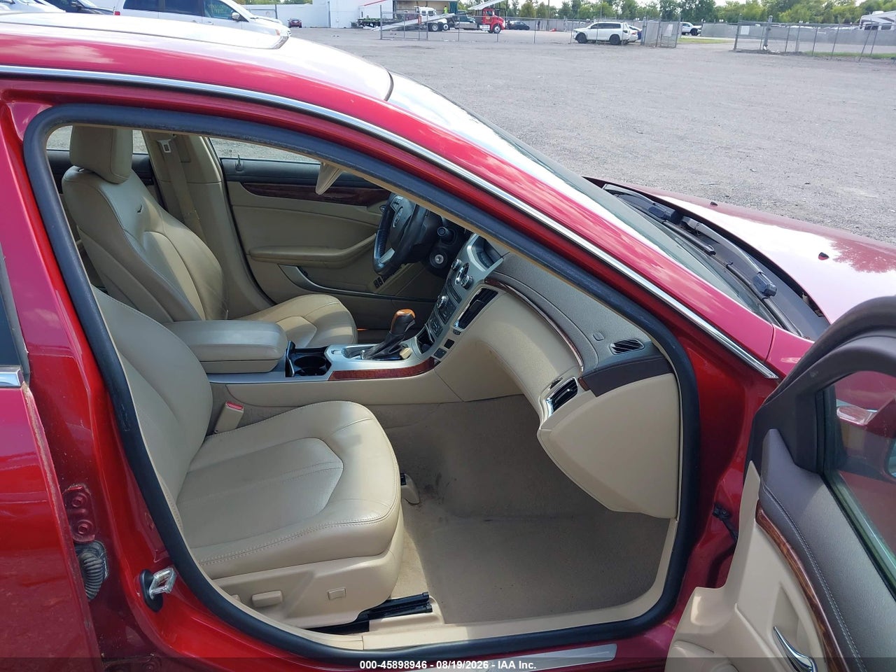 2011 CADILLAC CTS LUXURY · 5/11
