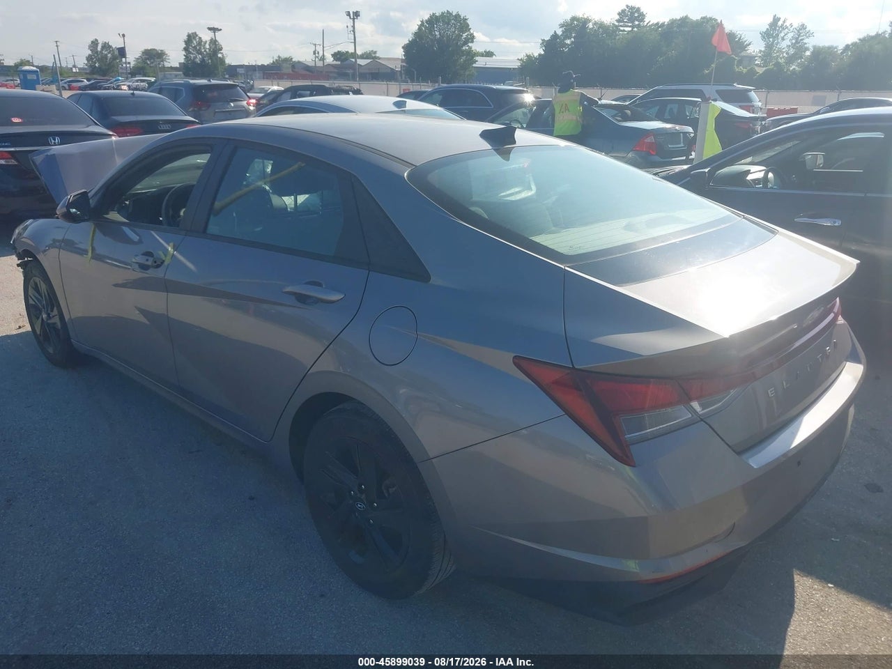 2023 HYUNDAI ELANTRA SEL · 3/11
