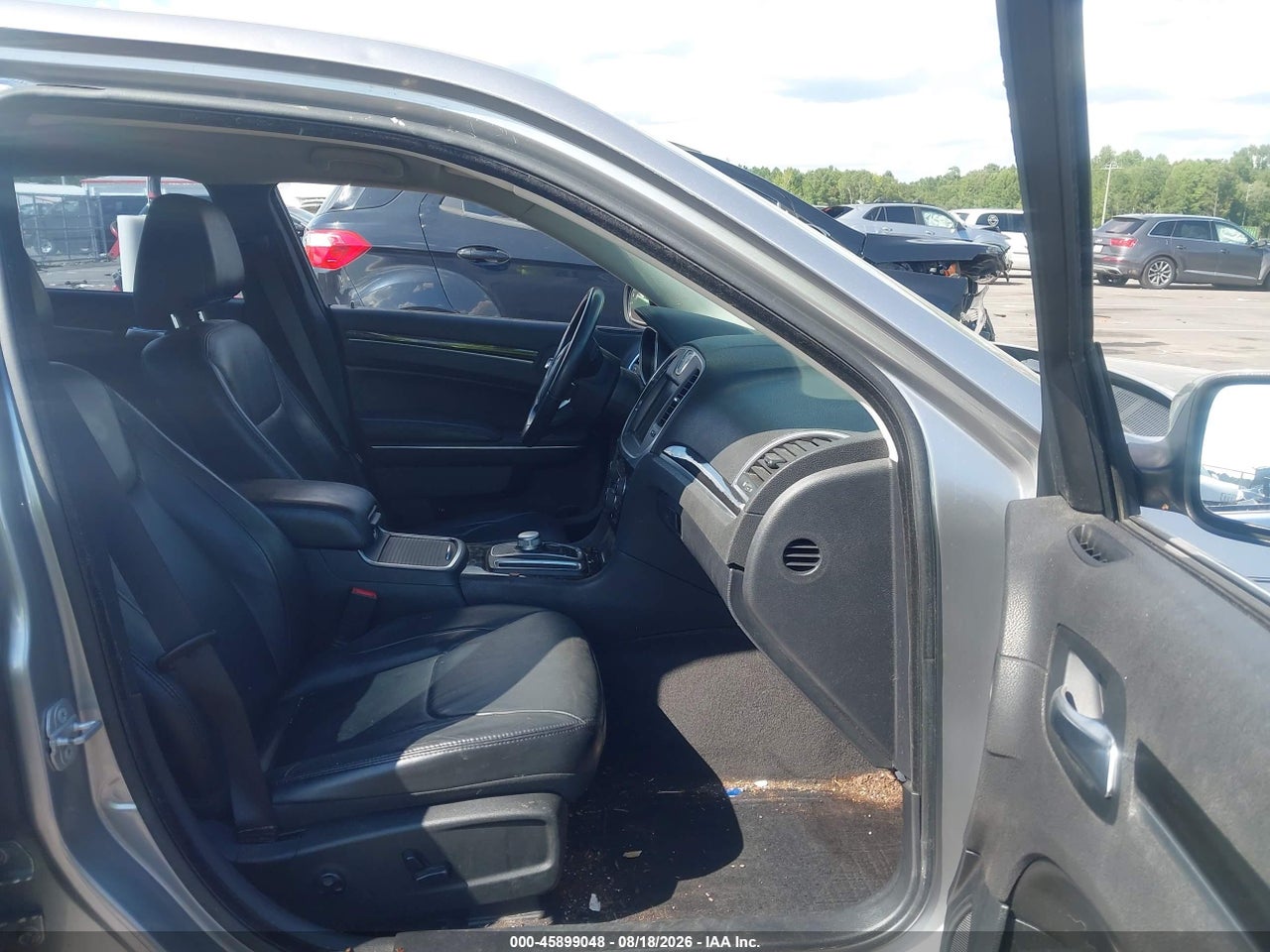 2015 CHRYSLER 300 LIMITED · 5/11
