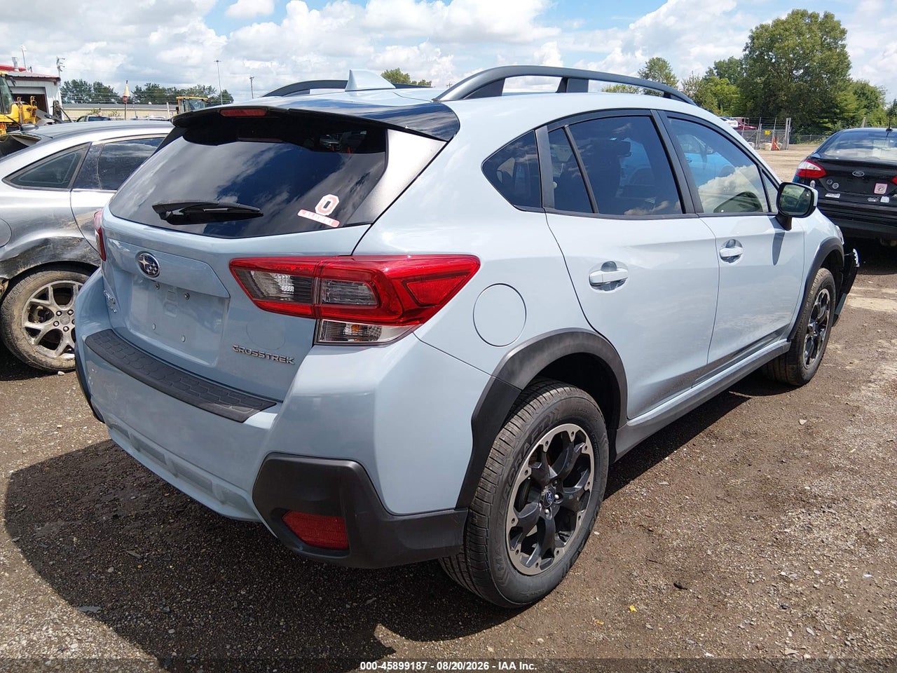 2021 SUBARU CROSSTREK PREMIUM · 4/11