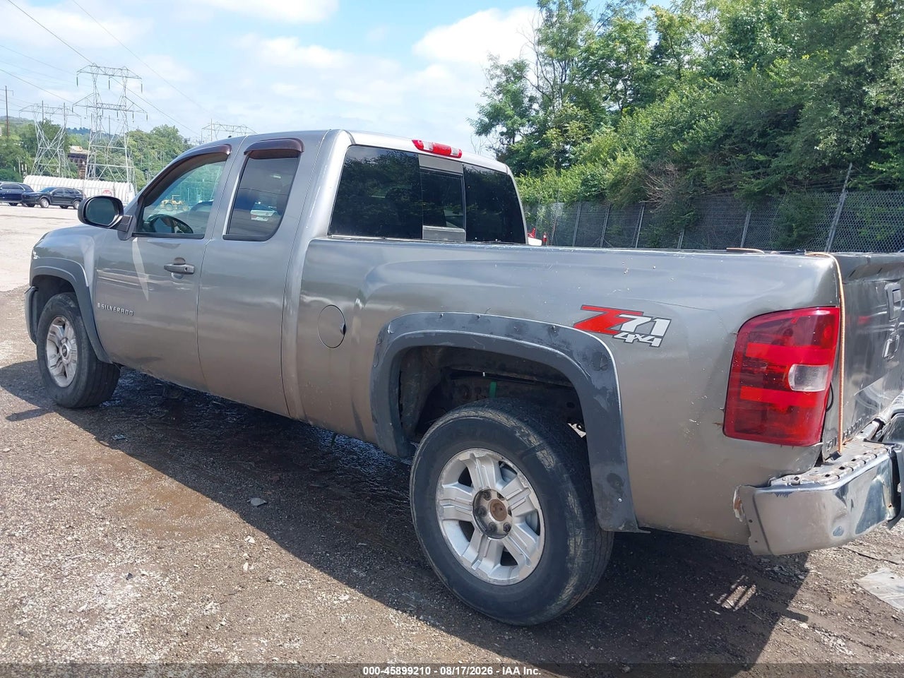2009 CHEVROLET SILVERADO 1500 LT · 3/11