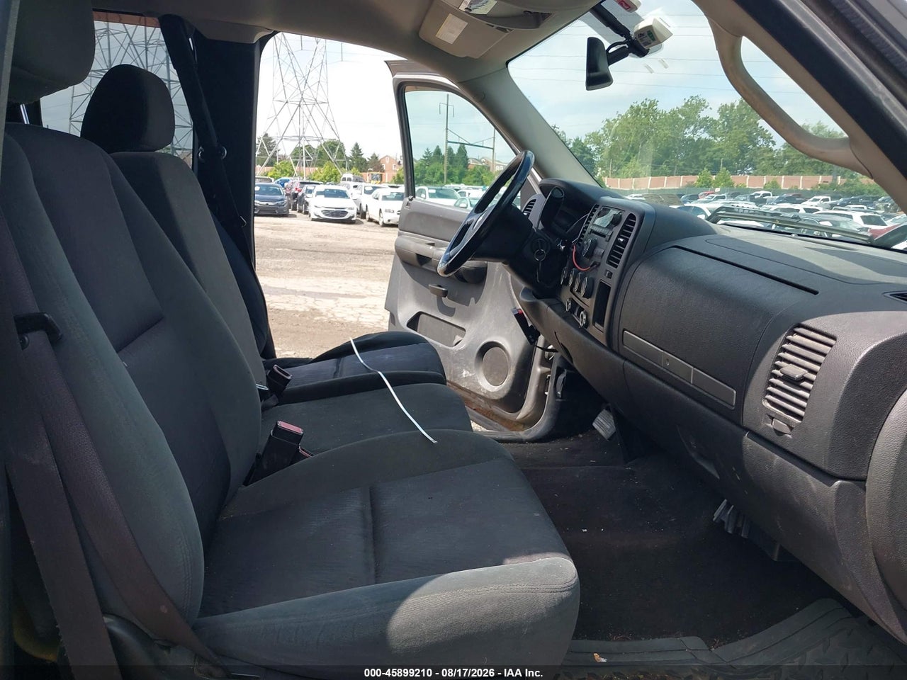 2009 CHEVROLET SILVERADO 1500 LT · 5/11