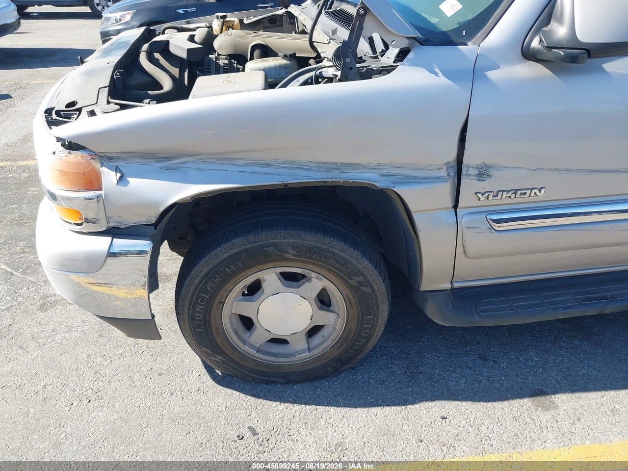 2004 GMC YUKON SLT · 6/10