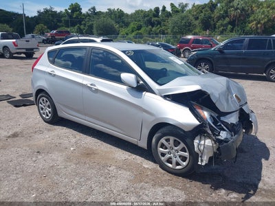 2013 HYUNDAI ACCENT GS