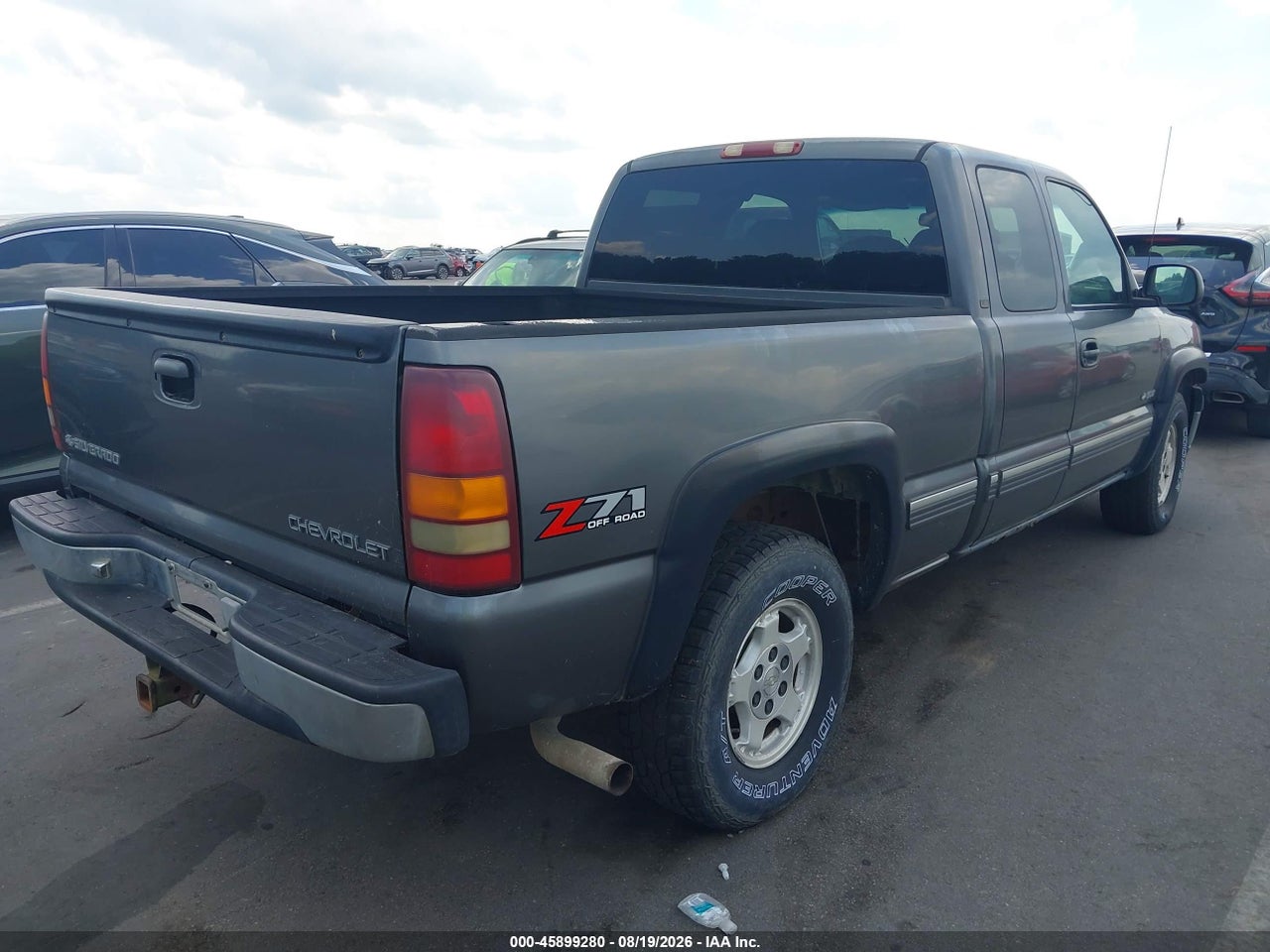 2001 CHEVROLET SILVERADO 1500 LS · 4/11