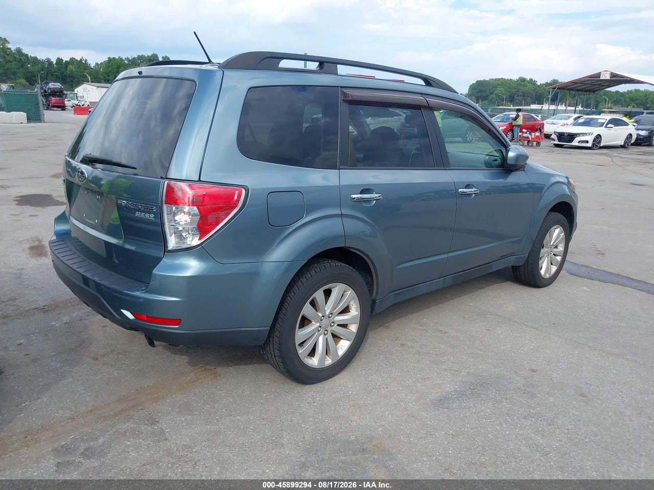 2013 SUBARU FORESTER 2.5X LIMITED · 4/11