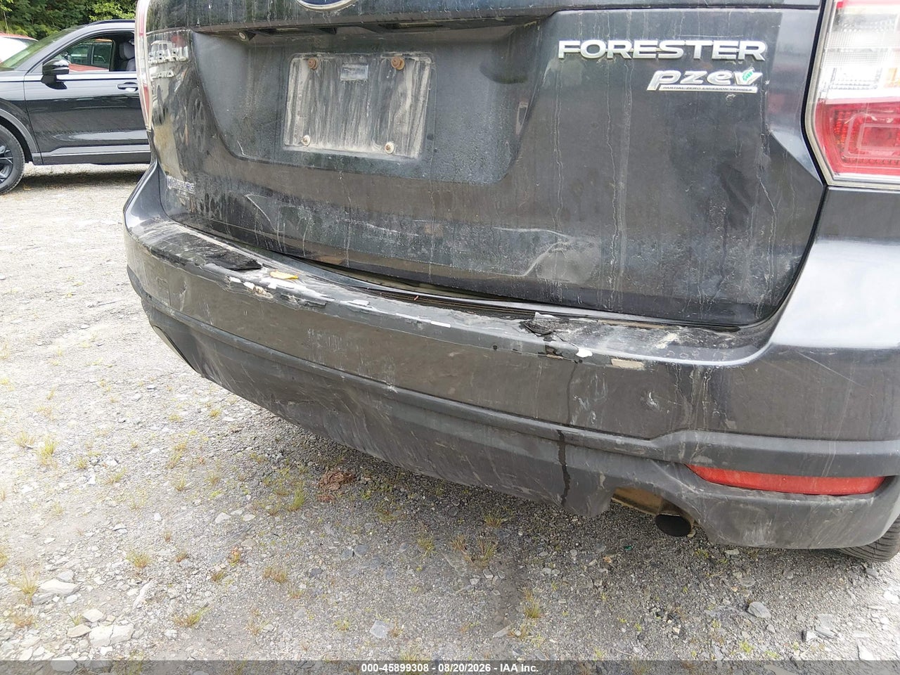 2016 SUBARU FORESTER 2.5I · 6/11