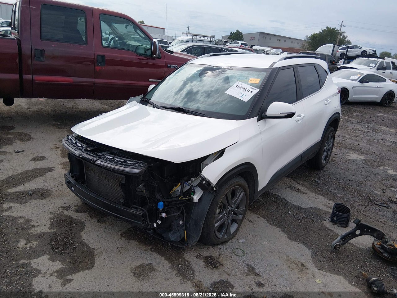 2023 KIA SELTOS S · 2/11