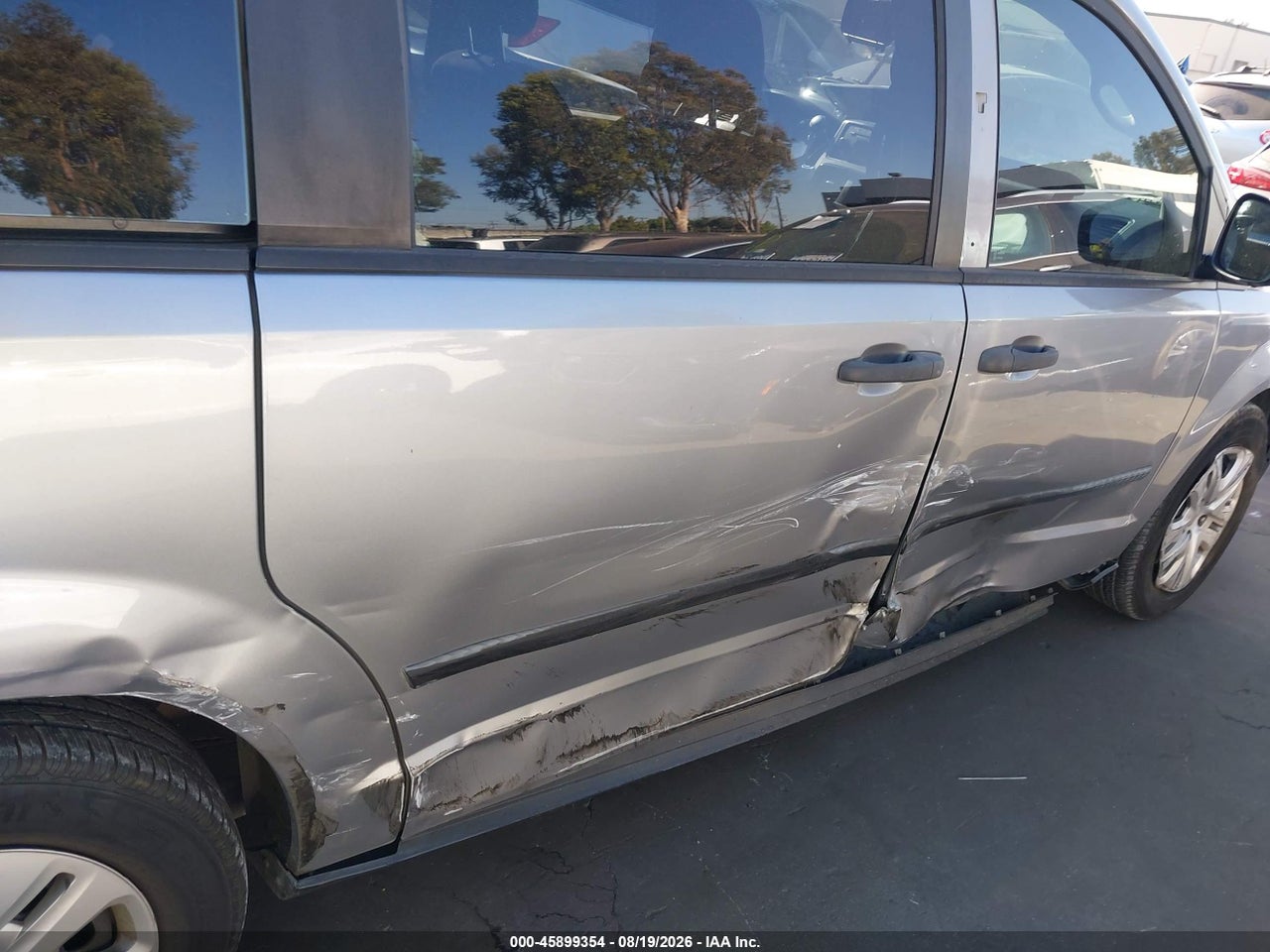 2015 DODGE GRAND CARAVAN AMERICAN VALUE PKG · 6/11