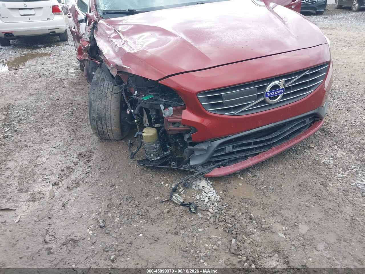 2015 VOLVO S60 T5 PLATINUM · 6/10