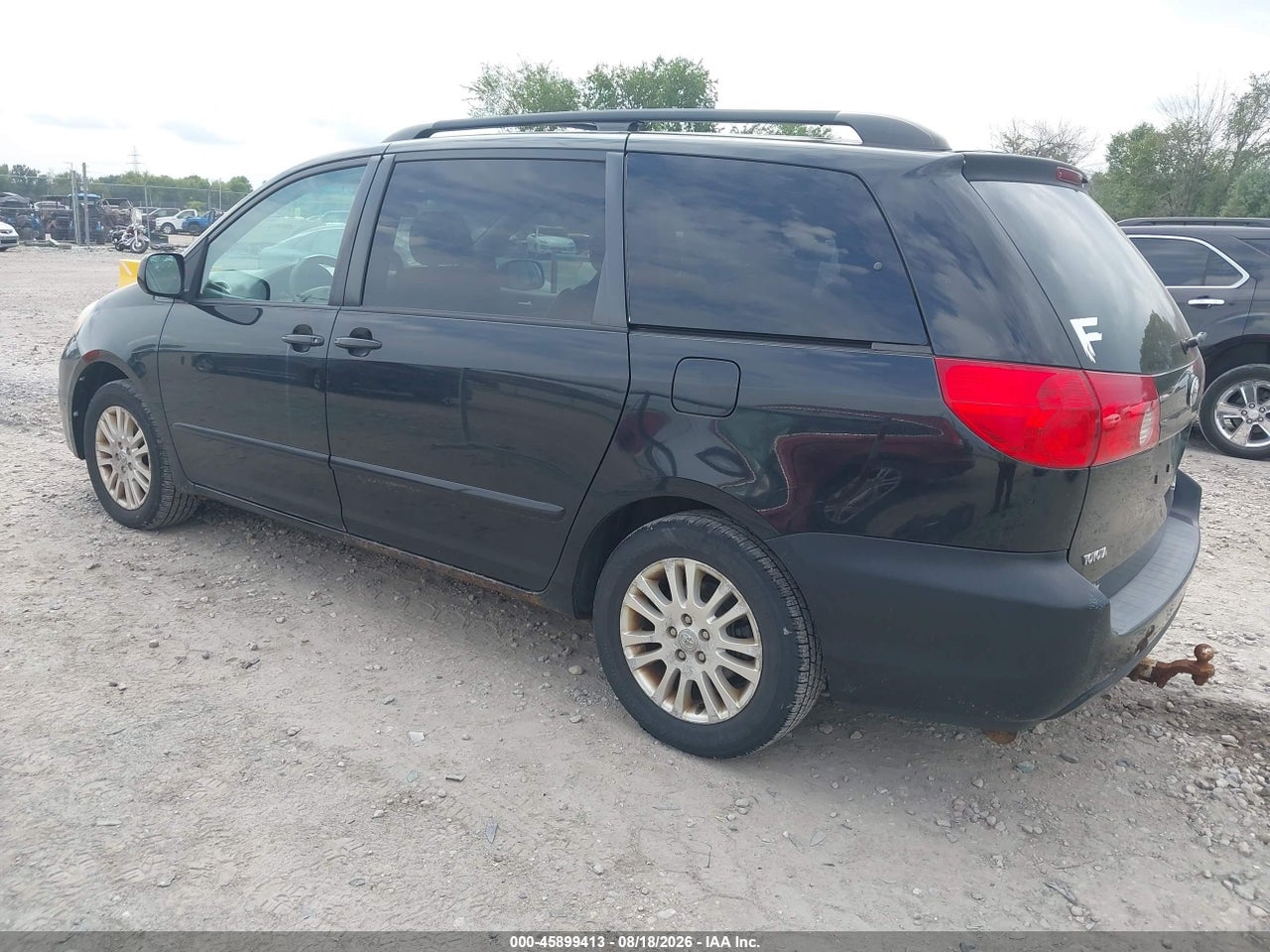 2008 TOYOTA SIENNA XLE · 3/11