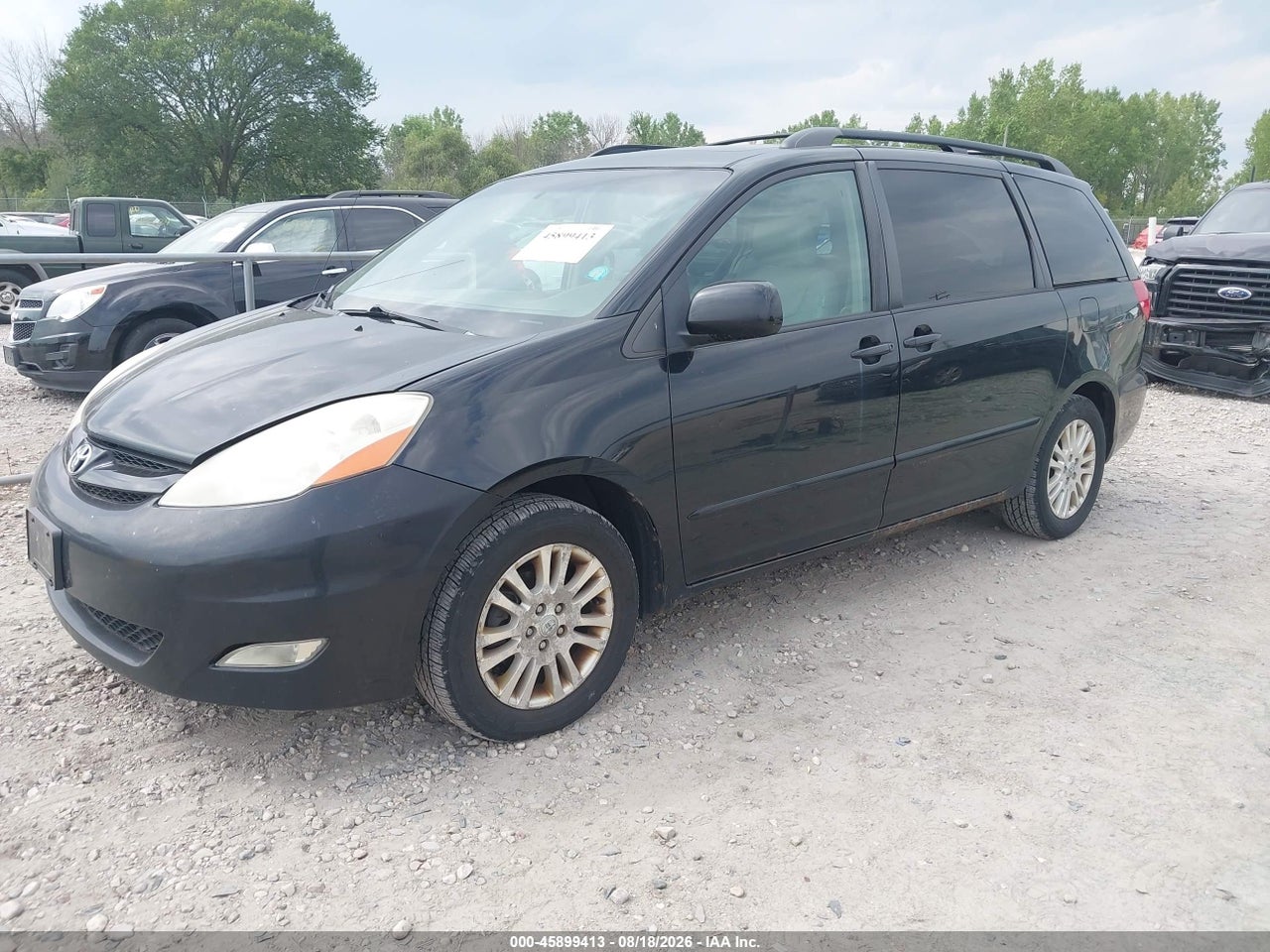 2008 TOYOTA SIENNA XLE · 2/11