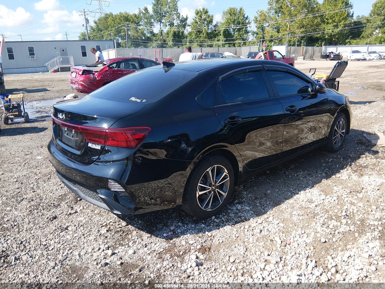 2023 KIA FORTE LXS · 4/11