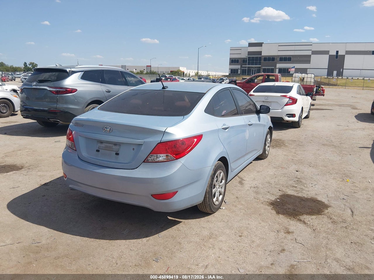2012 HYUNDAI ACCENT GLS · 4/10