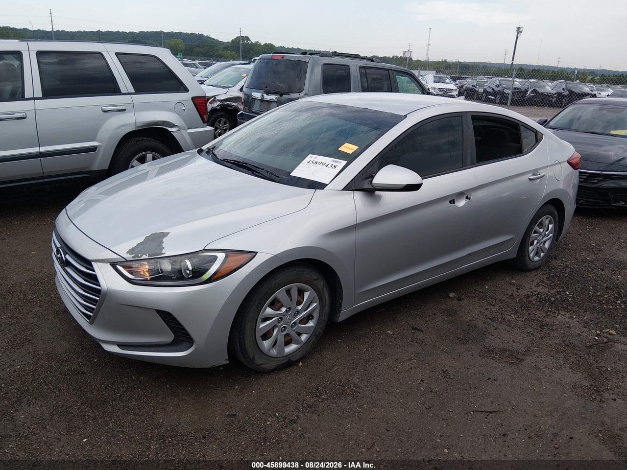 2017 HYUNDAI ELANTRA SE · 2/11