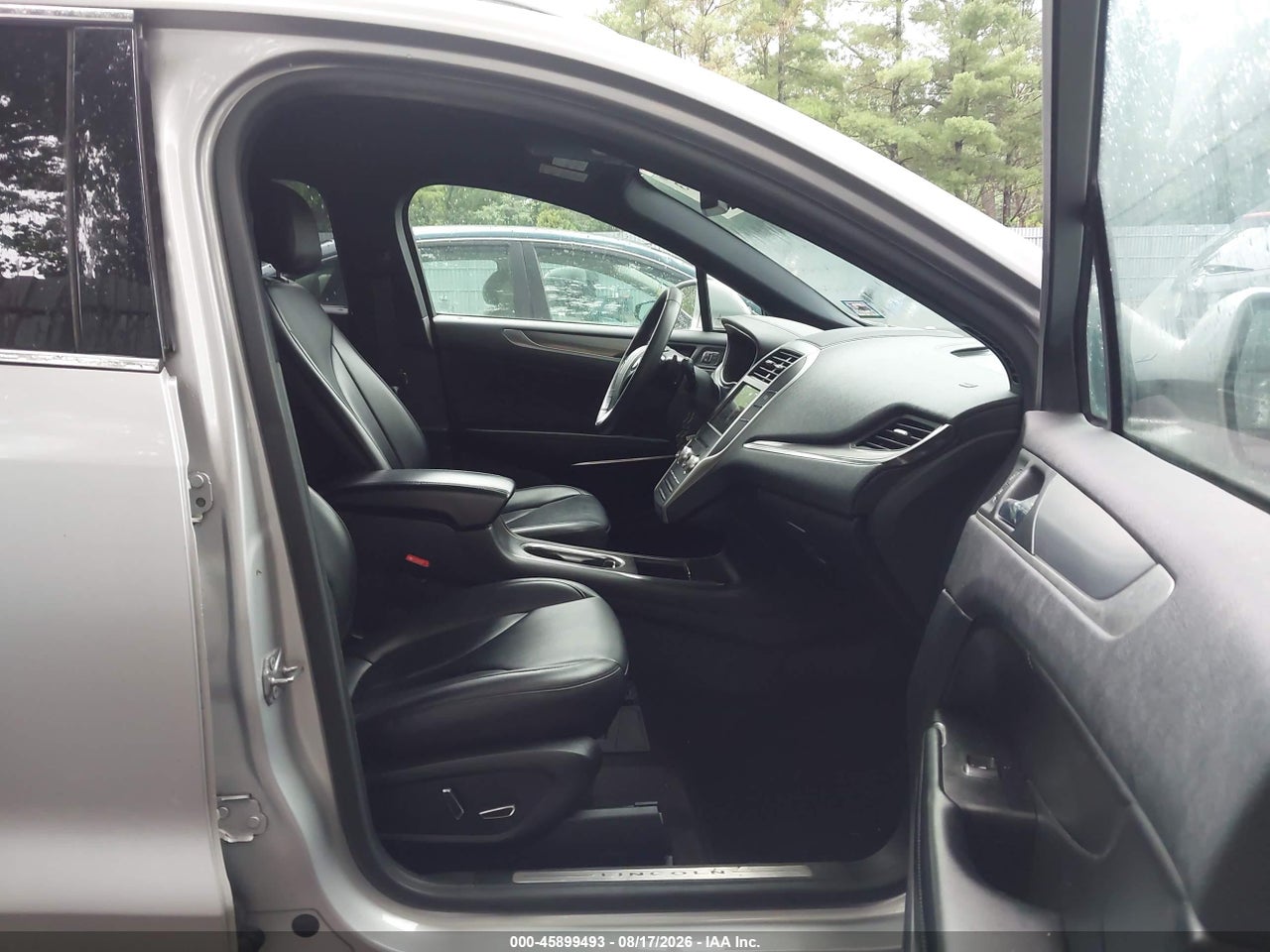 2019 LINCOLN MKC STANDARD · 5/11