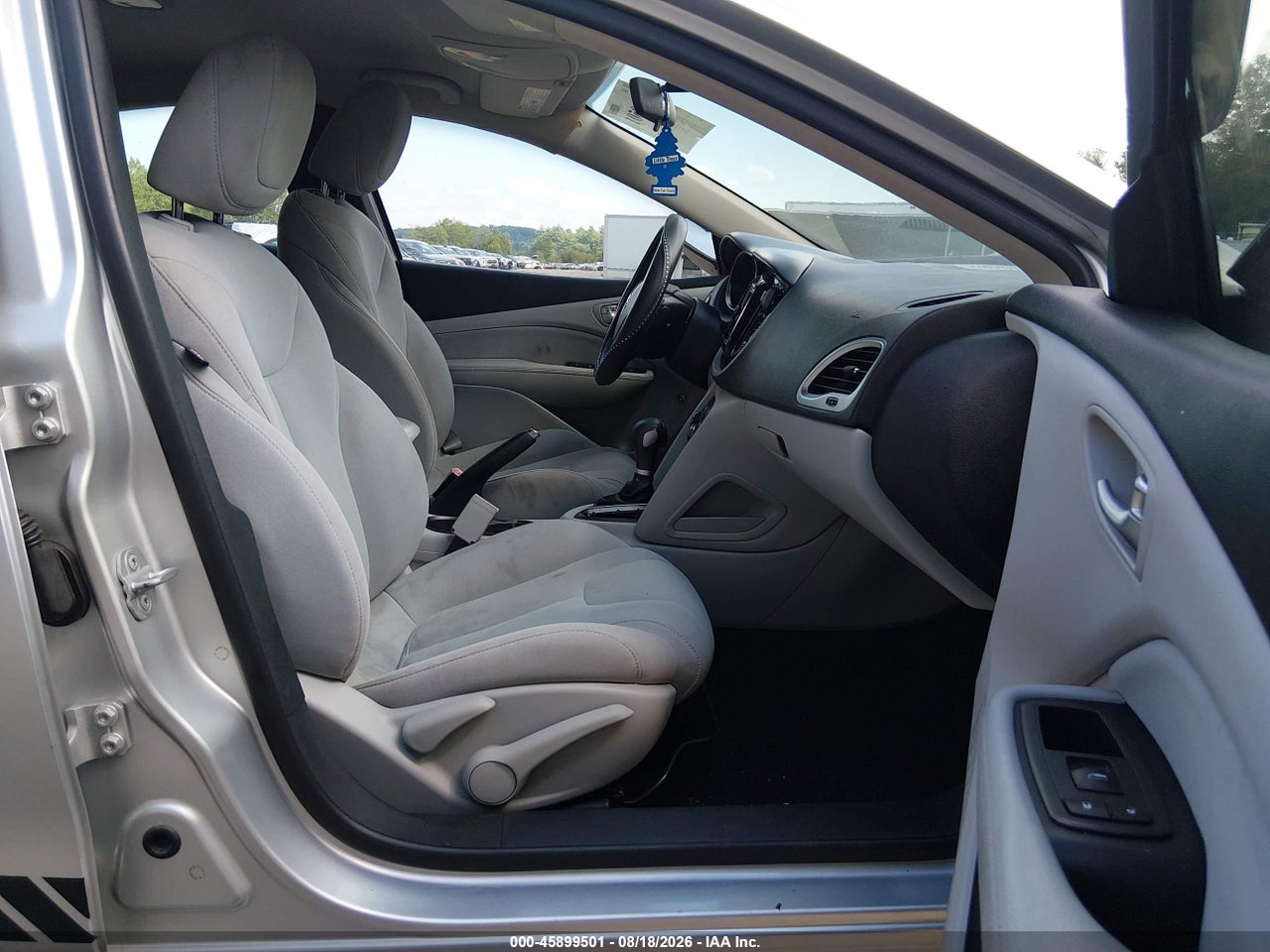 2013 DODGE DART SXT · 5/10