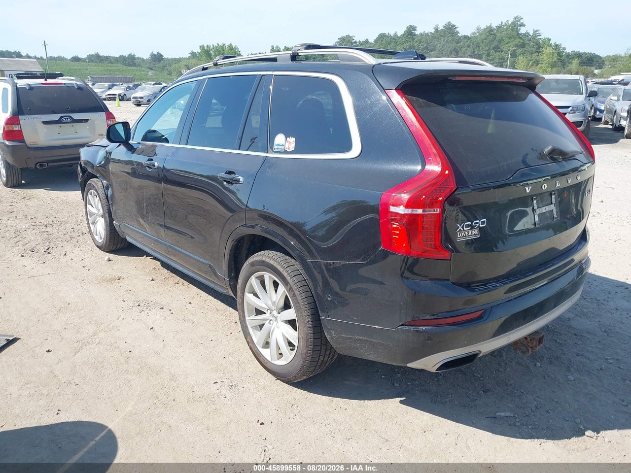 2016 VOLVO XC90 T6 MOMENTUM · 3/11