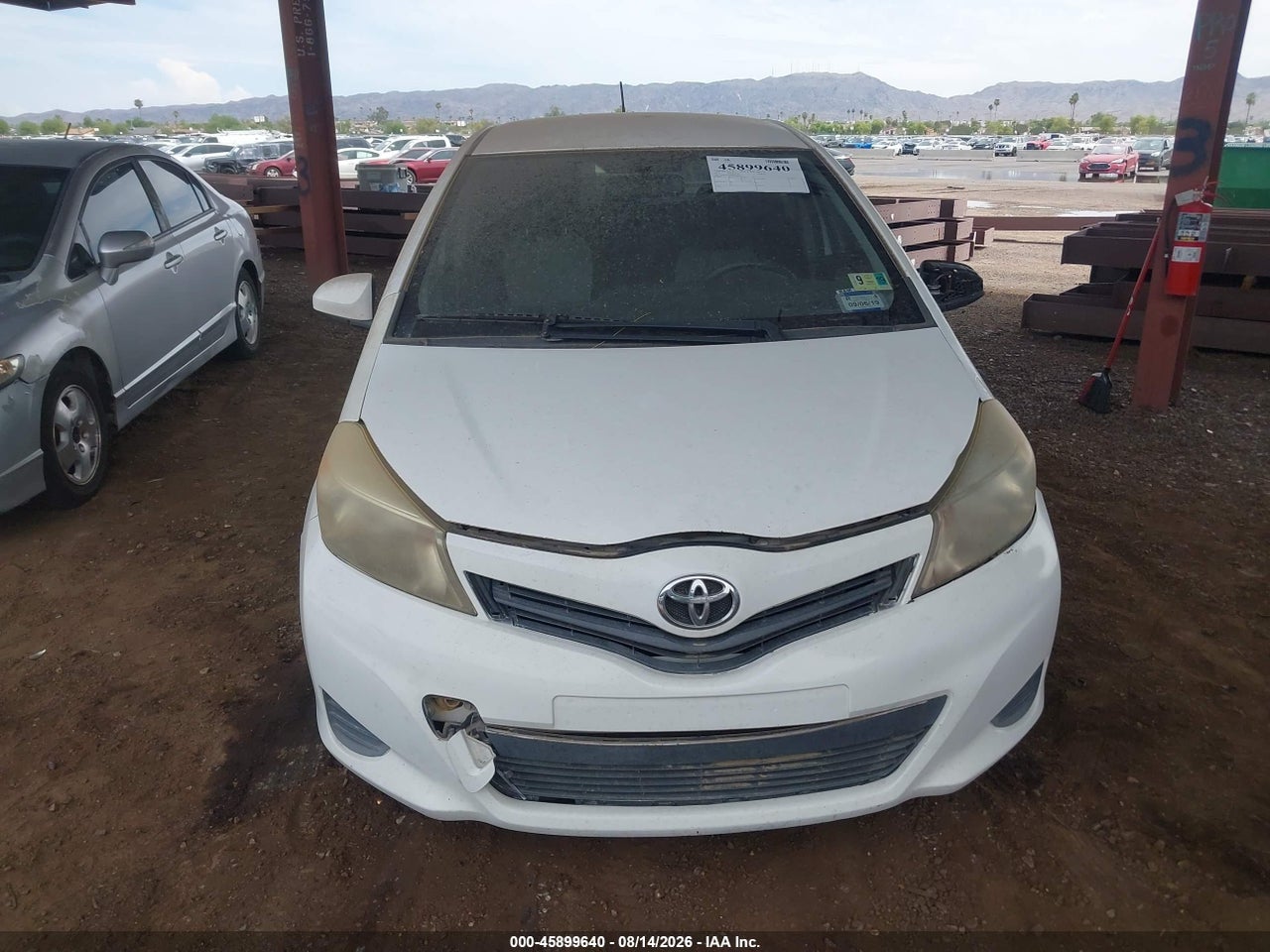 2012 TOYOTA YARIS LE · 6/11