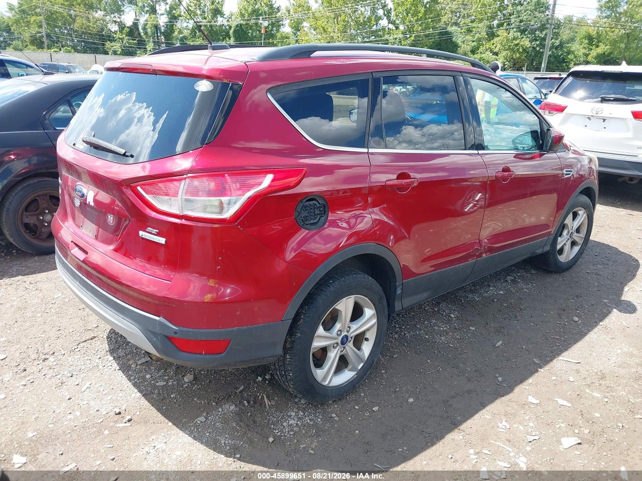 2014 FORD ESCAPE SE · 4/11