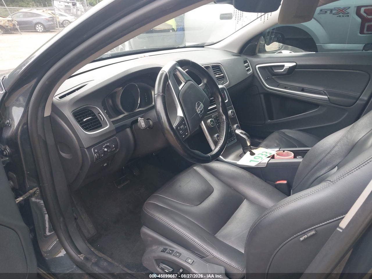 2015 VOLVO S60 T5 PREMIER · 5/11