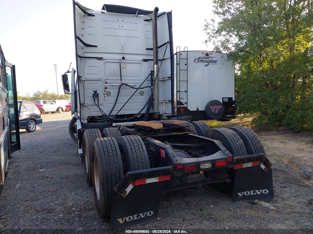 2015 VOLVO VN VNL · 3/4