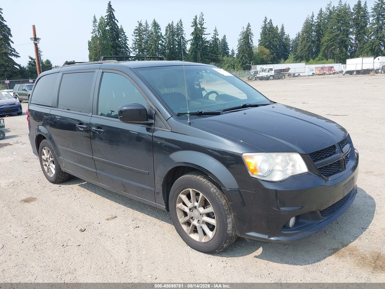 2D4RN7DG3BR****** · 2011 DODGE GRAND CARAVAN R/T