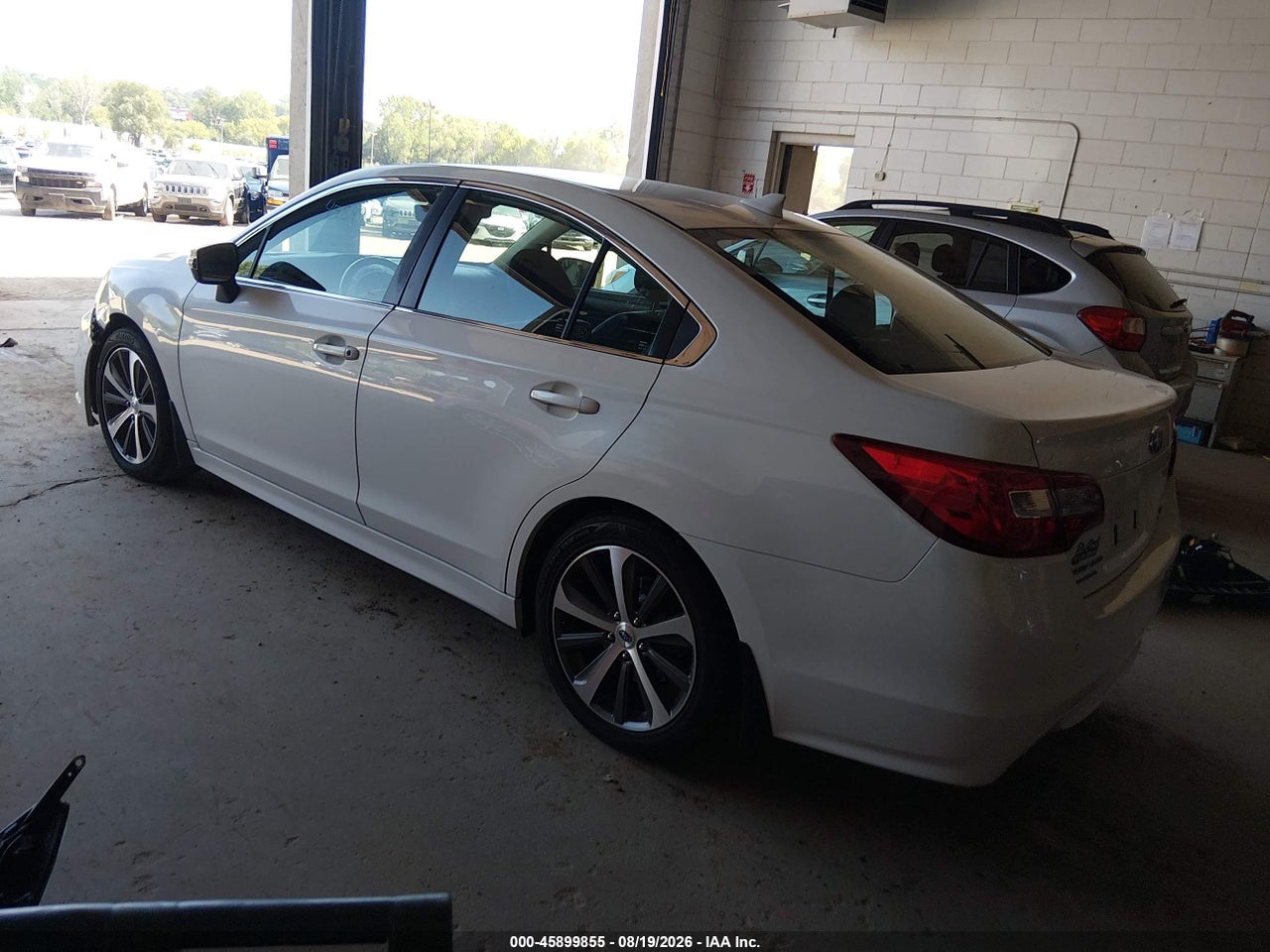 2017 SUBARU LEGACY 2.5I LIMITED · 3/11
