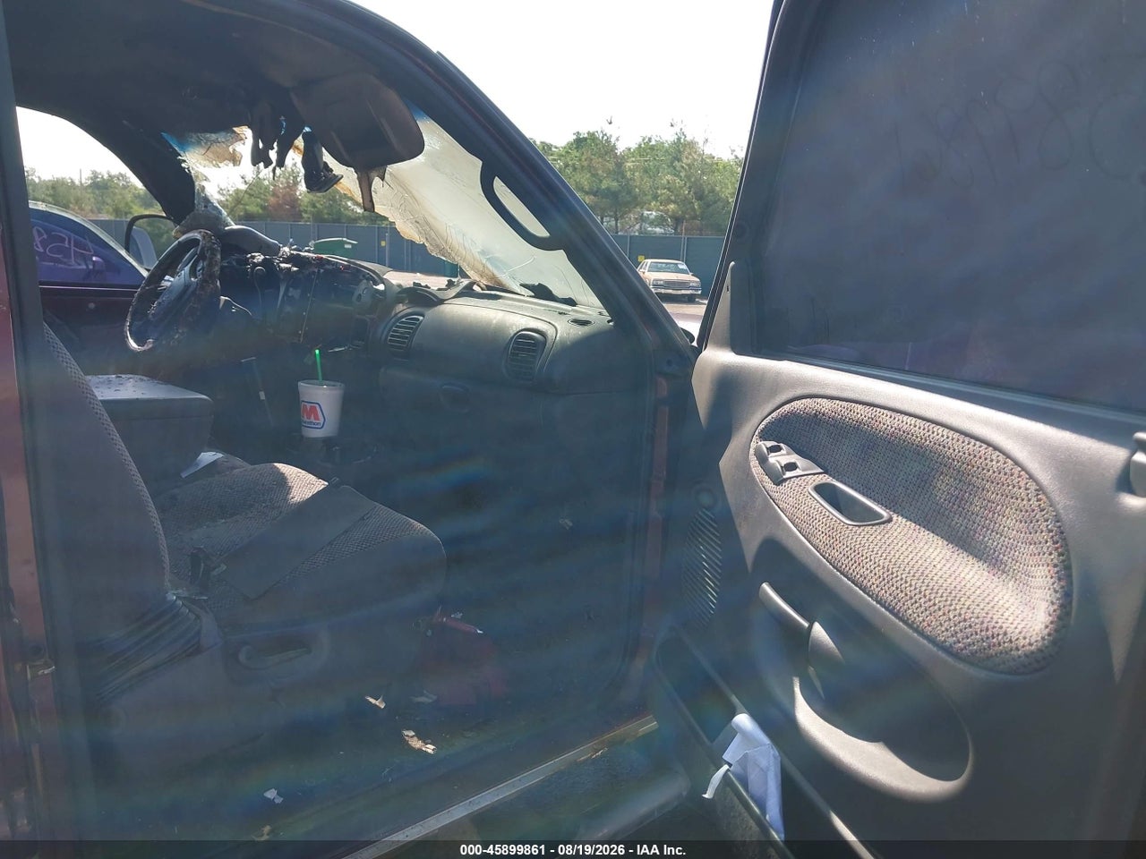 2001 DODGE RAM 1500 ST · 5/7