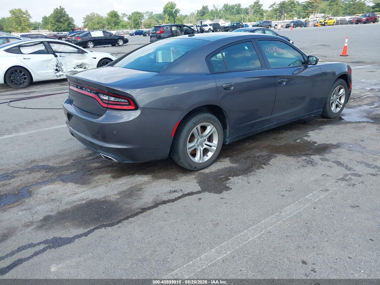 2019 DODGE CHARGER SXT RWD · 4/4
