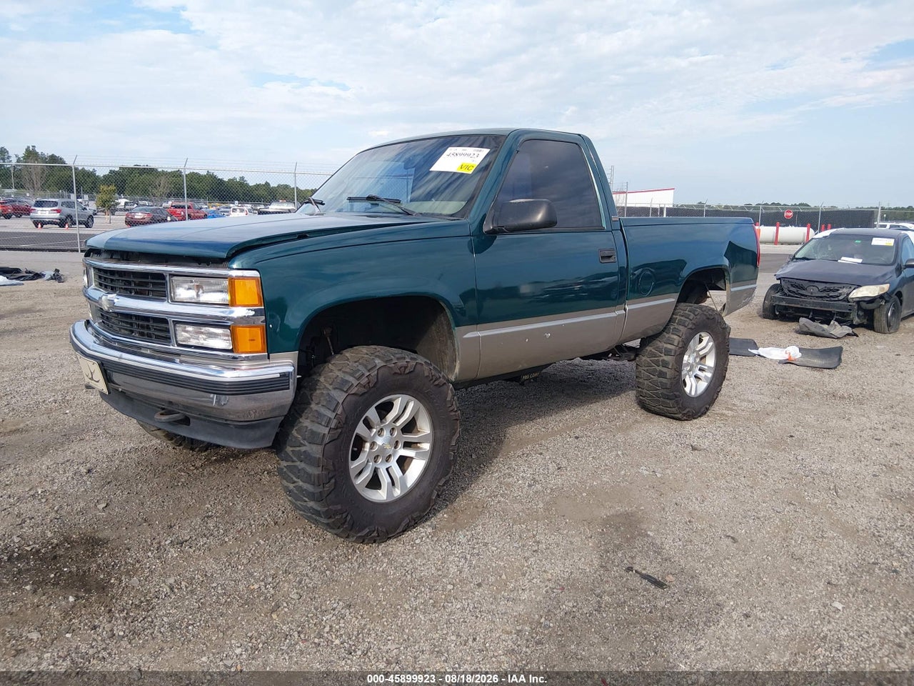 1995 GMC SIERRA K1500 · 2/11