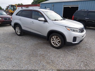 5XYKT3A68EG****** · 2014 KIA SORENTO LX